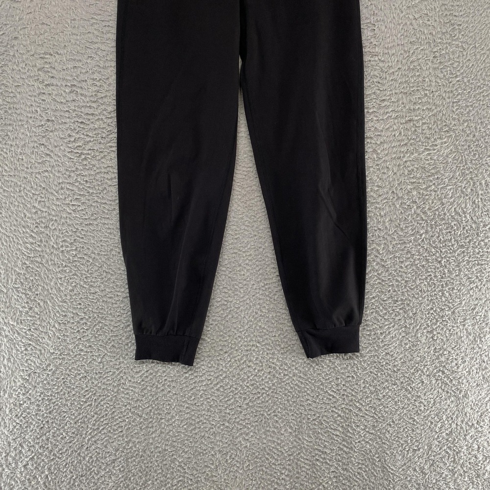 Vuori Daily Jogger Pants Womens Medium Black Lounge Yoga Gym Workout - Picture 2 of 13